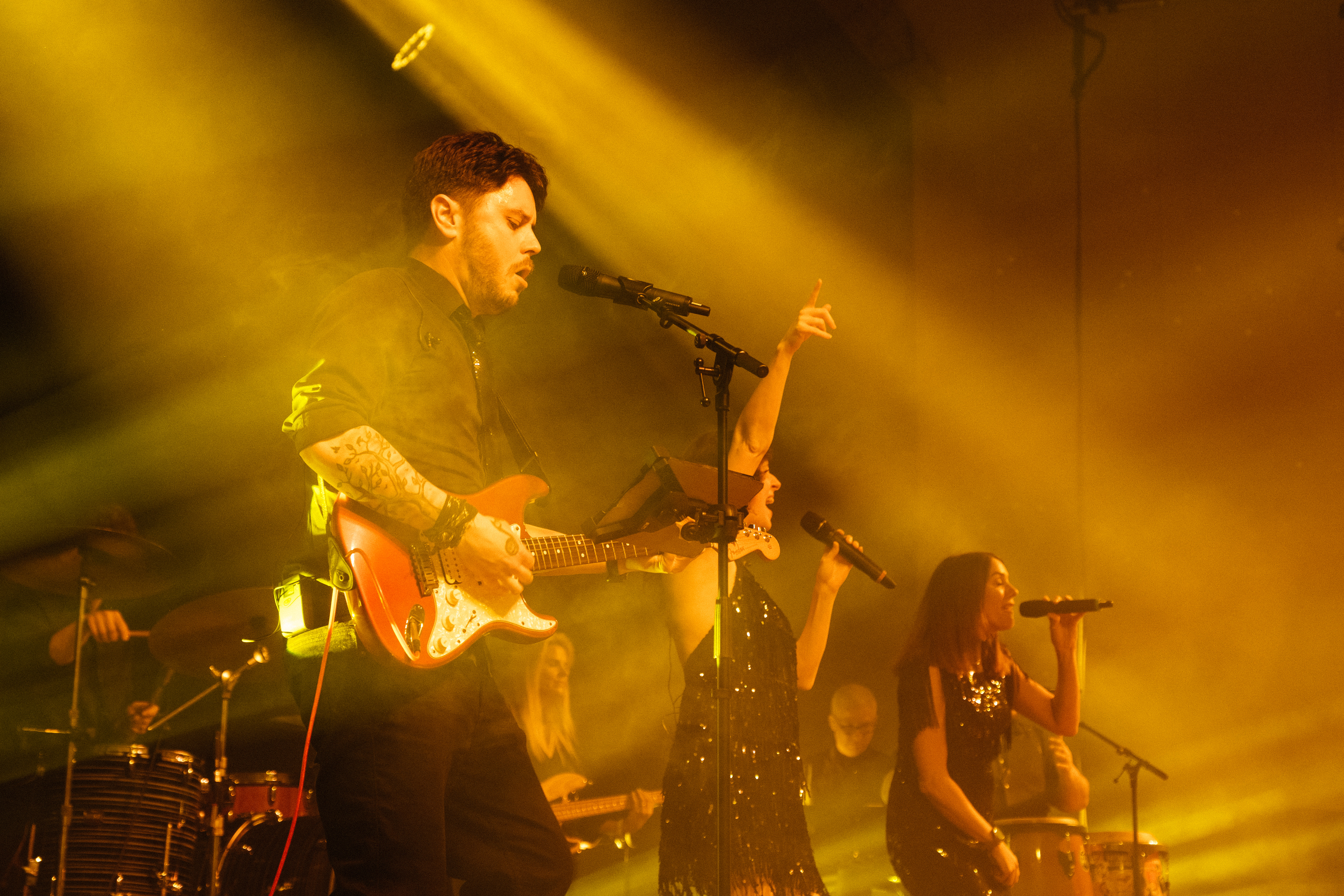 10 Tips for Choosing Your Wedding Band